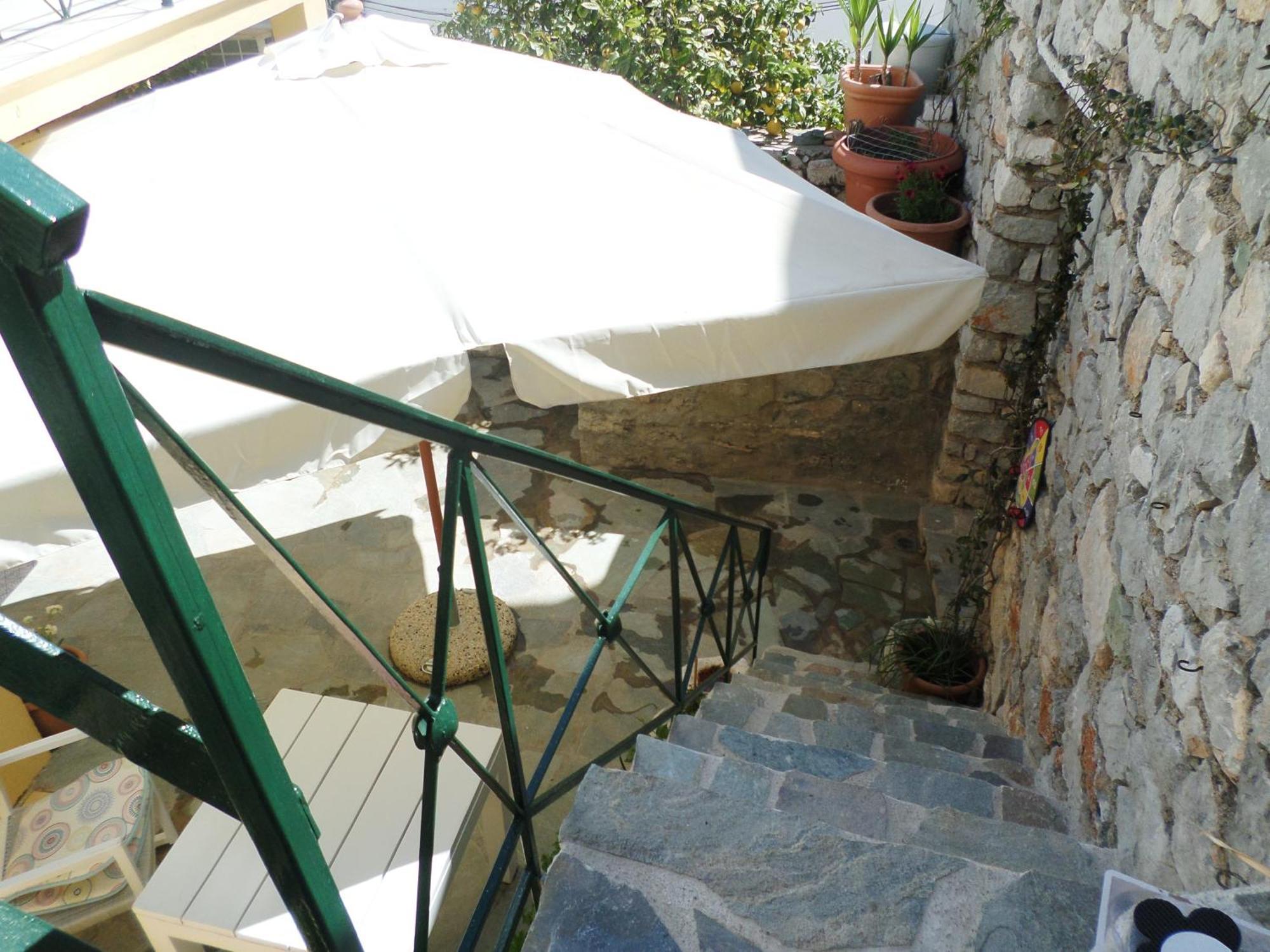 In The Heart Of Hydra Villa Buitenkant foto